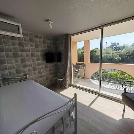 Apartment Renove, Terrasse, Piscine, Proche Et Loisirs, Parking, Wi-fi, Equipements Bebe Inclus - Fr-1-607-165